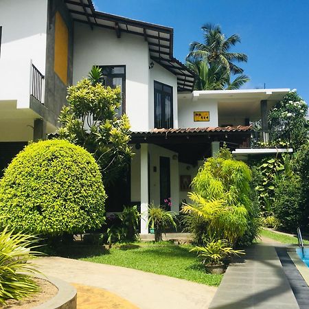 Om Villa Hikkaduwa Esterno foto